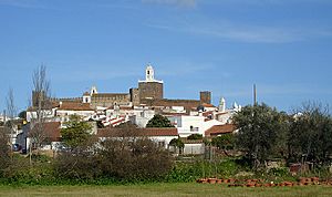 Archivo:Alandroal (Portugal), pueblo hermanado con Brenes.