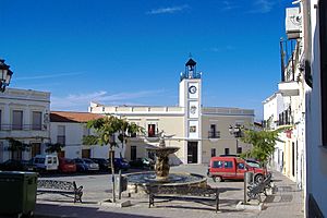 Archivo:Ayuntamiento de Talaván