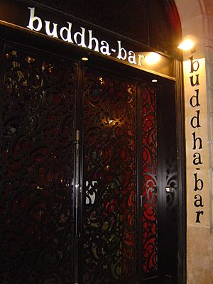 Archivo:Buddha Bar door
