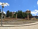 Vista del Castillo-Palacio de Magalia desde la plaza Nueva
