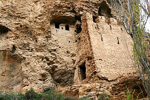 Archivo:Castillo de Inestrillas (La Rioja)