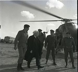 Archivo:David Ben-Gurion (997009327385805171)