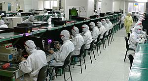 Archivo:Electronics factory in Shenzhen