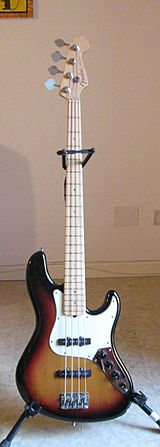 Archivo:Fender Jazz Bass American Deluxe