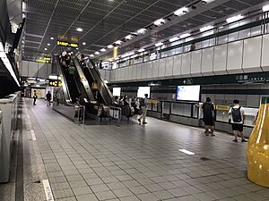 Archivo:Gongguan Station New