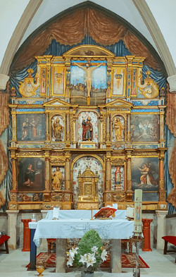 Archivo:Iglesia Pedro Cudeiro (retablo mayor)