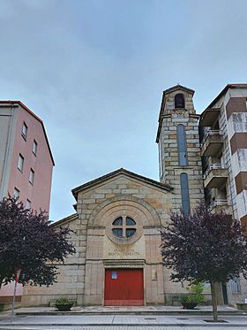Iglesia Santa Teresita, Ourense.jpg