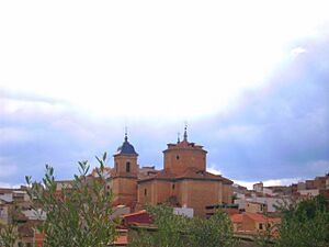 Archivo:IglesiadeSantaQuiteriaElchedelaSierra