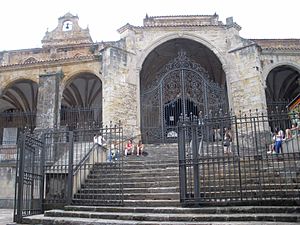 Laredo - Iglesia de Santa Maria de la Asuncion 01.JPG