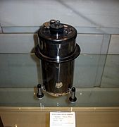 Magnetómetro de torsión museo geominero