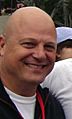 Michael Chiklis