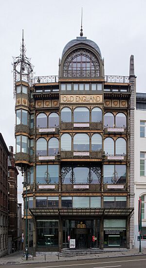 Archivo:Old England facade, Brussels (DSCF7544)