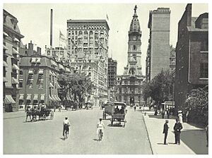Archivo:PH(1897) p18 BROAD STREET, NORTH FROM WALNUT