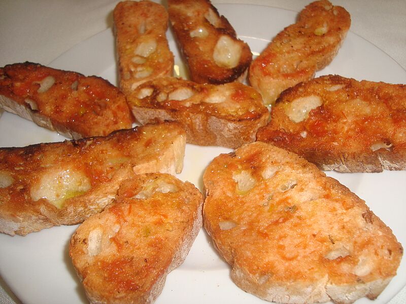 Pan con tomate