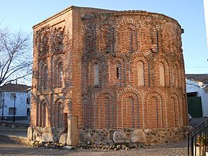 Archivo:Talamanca de Jarama abside2