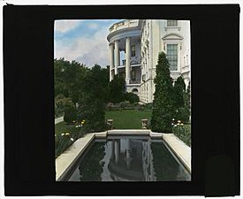 Archivo:White House, 1600 Pennsylvania Avenue, Washington, D.C. (LOC) (7096412043)
