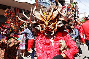Archivo:"LA DIABLADA DE PÍLLARO" (39497453312)
