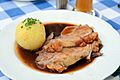 2011 0628 Seefeld Schweinsbraten mit Kartoffelknödel