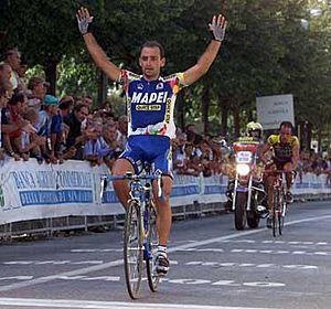Archivo:Bettini Placci 2001