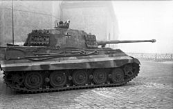 Archivo:Bundesarchiv Bild 101I-680-8282A-06, Budapest, Panzer VI (Tiger II, Königstiger)