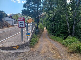 Camino Vadiniense entre Crémenes y Verdiago 23.jpg