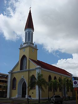 Archivo:Catholic Church (Papeete - Tahiti)