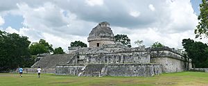 Archivo:Chichen Itza 4