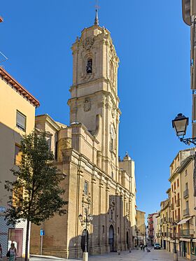 Archivo:Exterior of Real Basílica de San Lorenzo 02