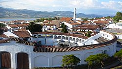 Guatavita - Coliseo.JPG