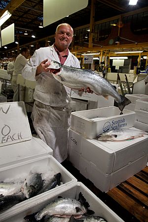 Archivo:London - Billingsgate Fish Market - 3283