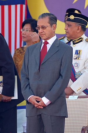 Archivo:Mahathir 2007