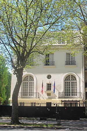 Archivo:Résidence ambassadeur malaisien en France