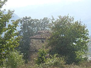 Archivo:Torre de Villa, Langreo