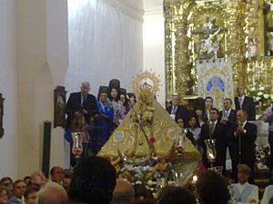 Archivo:Virgen de Argeme Convento