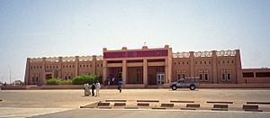 Archivo:Airport in Timbuktu