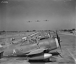 Archivo:American Aircraft in Royal Air Force Service 1939-1945- Republic Thunderbolt. CF201