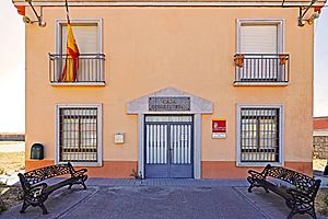 Archivo:Ayuntamiento de Pedrosillo de Alba