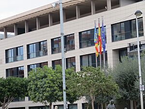 Archivo:Ayuntamiento de la villa de Almassora