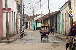 Archivo:Baracoa - Street in the old city