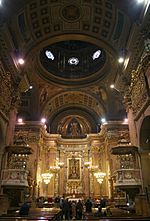 Archivo:Basílica de la Mercè per dins