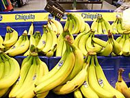 Archivo:Chiquita bananas