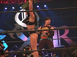 Archivo:Chyna and Eddie Guerrero - King of the Ring 2000