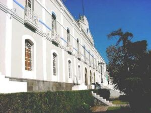 Archivo:Ed central