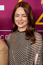 Archivo:Emma Stone at the 2024 New York Film Festival 2