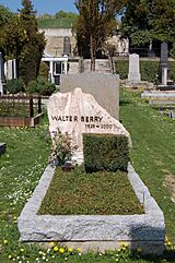 Archivo:Heiligenstädter Friedhof - Walter Berry