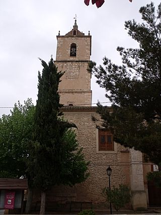Iglesia de Nuestra Señora de las Nieves (exterior). Wiki takes La Manchuela 08.jpg