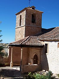 Archivo:Iglesia de San Andrés's porch and church bell