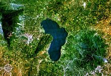 Archivo:Lake Yojoa NASA