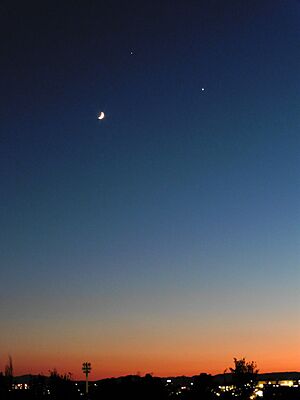 Archivo:Moon Jupiter Venus