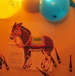 Archivo:Pin the Tail On the Donkey-example